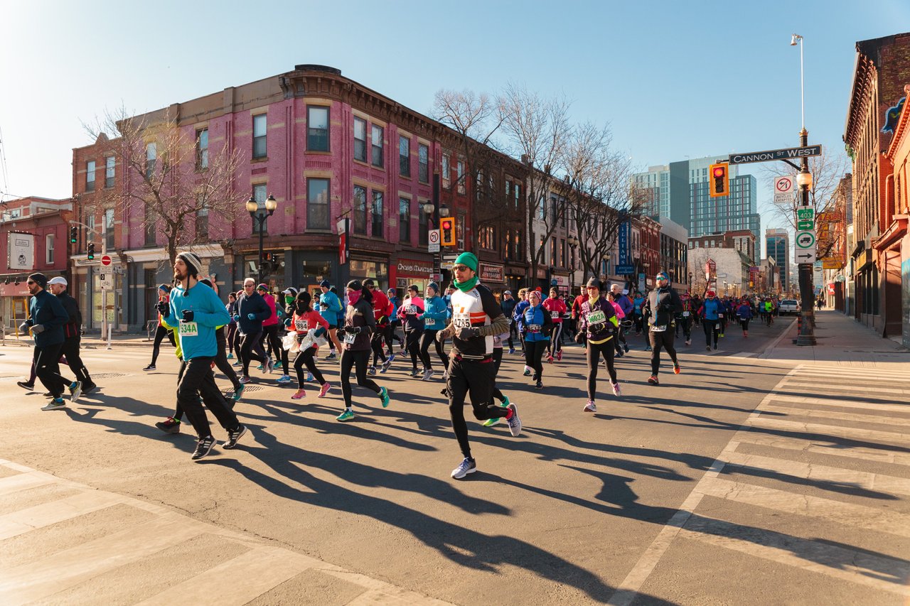 Runners outside on James St