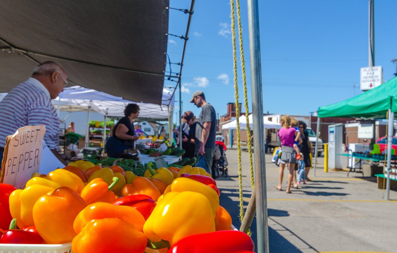 Ottawa farmer's market stalls