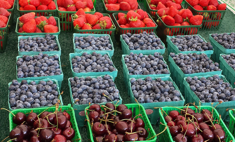 Produce at farmers market